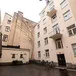 Cozy Courtyard Studio With Central Location In Kamppi